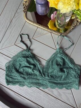 Aritzia Lace Bralette in Green - Women's Intimates